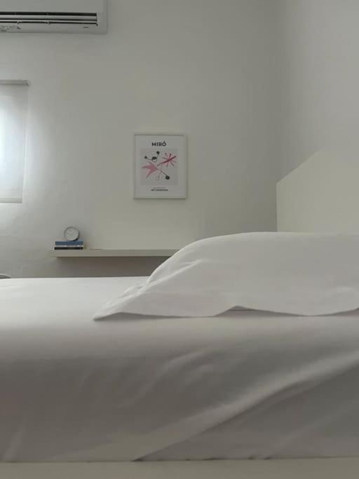 Cozy, Spacious, Newly Renovated Flat In Adamas المظهر الخارجي الصورة